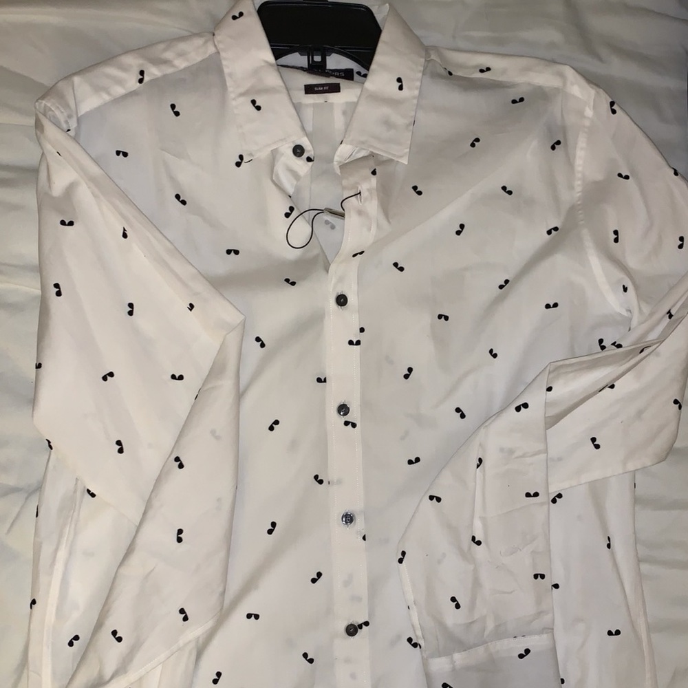NEW - Michael Kors Men’s Sunglass Button-up Shirt